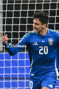 17/11/2024 - Andrea Cambiaso of Italy celebrating after a goal during the Group A2 - UEFA NATIONS LEAGUE 2024 match between Italy and France on 17 of November 2024 at Giuseppe Meazza San Siro Siro stadium in Milan, Italy. - ITALY VS FRANCE - UEFA NATIONS LEAGUE - CALCIO