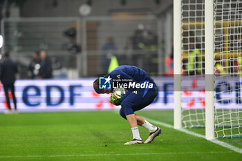 17/11/2024 - Guglielmo Vicario of Italy during the Group A2 - UEFA NATIONS LEAGUE 2024 match between Italy and France on 17 of November 2024 at Giuseppe Meazza San Siro Siro stadium in Milan, Italy. Photo Tiziano Ballabio - ITALY VS FRANCE - UEFA NATIONS LEAGUE - CALCIO