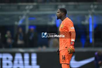 17/11/2024 - Mike Maignan of France during the Group A2 - UEFA NATIONS LEAGUE 2024 match between Italy and France on 17 of November 2024 at Giuseppe Meazza San Siro Siro stadium in Milan, Italy. - ITALY VS FRANCE - UEFA NATIONS LEAGUE - CALCIO