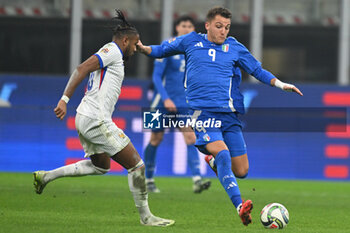 17/11/2024 - Mateo Retegui of Italy during the Group A2 - UEFA NATIONS LEAGUE 2024 match between Italy and France on 17 of November 2024 at Giuseppe Meazza San Siro Siro stadium in Milan, Italy. - ITALY VS FRANCE - UEFA NATIONS LEAGUE - CALCIO