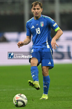 17/11/2024 - Nicolo Barella of Italy during the Group A2 - UEFA NATIONS LEAGUE 2024 match between Italy and France on 17 of November 2024 at Giuseppe Meazza San Siro Siro stadium in Milan, Italy. - ITALY VS FRANCE - UEFA NATIONS LEAGUE - CALCIO