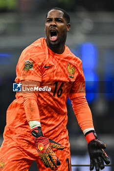 17/11/2024 - Mike Maignan of France reacts during the Group A2 - UEFA NATIONS LEAGUE 2024 match between Italy and France on 17 of November 2024 at Giuseppe Meazza San Siro Siro stadium in Milan, Italy. - ITALY VS FRANCE - UEFA NATIONS LEAGUE - CALCIO