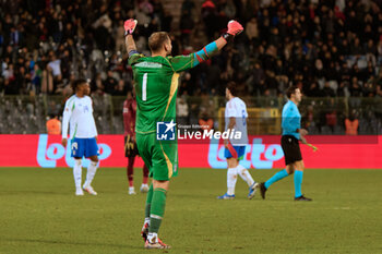 14/11/2024 - Gianluigi Donnarumma of Italy celebrates the victory - BELGIUM VS ITALY - UEFA NATIONS LEAGUE - CALCIO