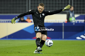 14/11/2024 - Israel goalkeeper Daniel Peretz during the UEFA Nations League, League A, Group A2 football match between France and Israel on 14 November 2024 at Stade de France in Saint-Denis near Paris, France - FOOTBALL - UEFA NATIONS LEAGUE - FRANCE V ISRAEL - UEFA NATIONS LEAGUE - CALCIO