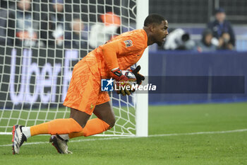 14/11/2024 - Goalkeeper of France Mike Maignan during the UEFA Nations League, League A, Group A2 football match between France and Israel on 14 November 2024 at Stade de France in Saint-Denis near Paris, France - FOOTBALL - UEFA NATIONS LEAGUE - FRANCE V ISRAEL - UEFA NATIONS LEAGUE - CALCIO