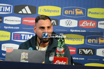 16/11/2024 - Gianluigi Donnarumma of Italy speaks to the media during an Italy Press Conference at BPER Training Centre at Appiano Gentile on November 16, 2024 in Como, Italy - ITALY TRAINING AND PRESS CONFERENCE - UEFA NATIONS LEAGUE - CALCIO