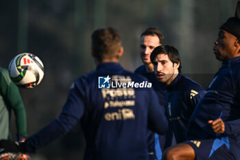 16/11/2024 - Sandro Tonali of Italy in action during a Italy training session at BPER Training Centre at Appiano Gentile on November 16, 2024 in Como, Italy - ITALY TRAINING AND PRESS CONFERENCE - UEFA NATIONS LEAGUE - CALCIO