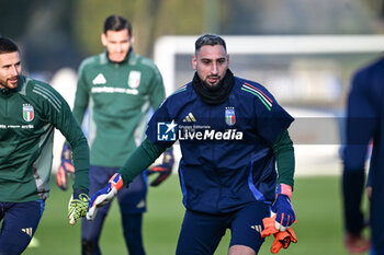 16/11/2024 - Gianluigi Donnarumma of Italy in action during a Italy training session at BPER Training Centre at Appiano Gentile on November 16, 2024 in Como, Italy - ITALY TRAINING AND PRESS CONFERENCE - UEFA NATIONS LEAGUE - CALCIO