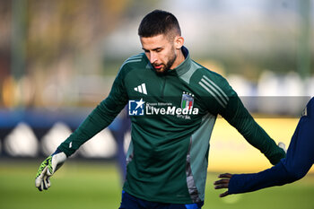 16/11/2024 - Guglielmo Vicario of Italy in action during a Italy training session at BPER Training Centre at Appiano Gentile on November 16, 2024 in Como, Italy - ITALY TRAINING AND PRESS CONFERENCE - UEFA NATIONS LEAGUE - CALCIO