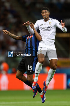 2024-08-14 - Ederson of Atalanta and Jude Bellingham of Real Madrid during the UEFA Super Cup 2024 football match between Real Madrid CF and Atalanta BC on 14 August 2024 at PGE Narodowy in Warsaw, Poland - FOOTBALL - UEFA SUPER CUP 2024 - REAL MADRID V ATALANTA - UEFA SUPER CUP - SOCCER