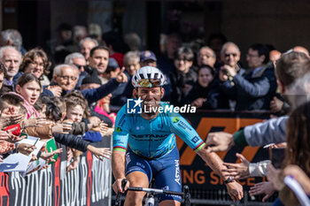 2024-03-13 - Mark Cavendish - MILANO-TORINO - STREET - CYCLING