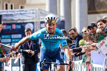 2024-03-13 - Mark Cavendish Astana - MILANO-TORINO - STREET - CYCLING