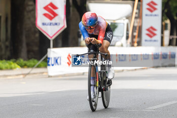 2024-07-07 - Amialiusik Alena Uae-Team Adq during stage 1 of Giro d'Italia Women at Brescia, Italy on July 7, 2024 - GIRO D'ITALIA WOMEN - STAGE 1 BRESCIA/BRESCIA - STREET - CYCLING