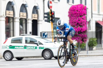 2024-07-07 - Goossens Marthe (bel) Ag Insurance - Soudal Team during stage 1 of Giro d'Italia Women at Brescia, Italy on July 7, 2024 - GIRO D'ITALIA WOMEN - STAGE 1 BRESCIA/BRESCIA - STREET - CYCLING