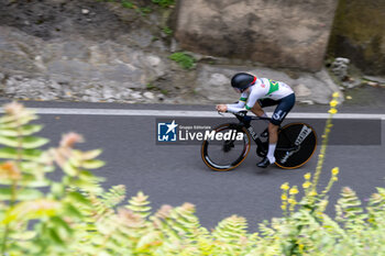 2024-07-07 - Gouvea Vieira Almeida (Bra) Bepink - Bongioanni during stage 1 of Giro d'Italia Women at Brescia, Italy on July 7, 2024 - GIRO D'ITALIA WOMEN - STAGE 1 BRESCIA/BRESCIA - STREET - CYCLING