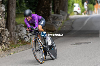 2024-07-07 - during stage 1 of Giro d'Italia Women at Brescia, Italy on July 7, 2024 - GIRO D'ITALIA WOMEN - STAGE 1 BRESCIA/BRESCIA - STREET - CYCLING