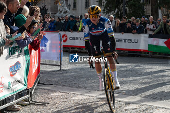 2024-10-12 - Remco Evenepoel, Soudal Quick-Step - GIRO DI LOMBARDIA - STREET - CYCLING