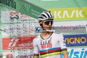 2024-10-12 - Tadej Pogačar, UAE Team Emirates - GIRO DI LOMBARDIA - STREET - CYCLING