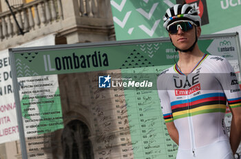 2024-10-12 - Tadej Pogačar, UAE Team Emirates - GIRO DI LOMBARDIA - STREET - CYCLING