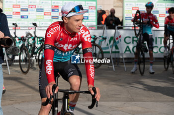 2024-10-12 - Sylvain Moniquet, team Lotto Dstny - GIRO DI LOMBARDIA - STREET - CYCLING