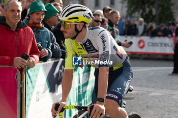 2024-10-12 - Lorenzo Rota, team Intermarche-Wanty - GIRO DI LOMBARDIA - STREET - CYCLING