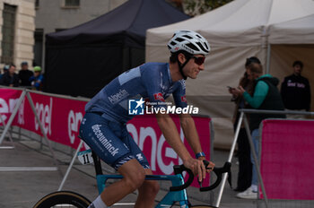 2024-10-12 - Luca Vergallito, team Alpecin-Deceuninck - GIRO DI LOMBARDIA - STREET - CYCLING