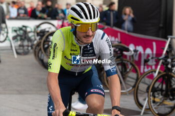 2024-10-12 - Lorenzo Rota, team Intermarche-Wanty - GIRO DI LOMBARDIA - STREET - CYCLING