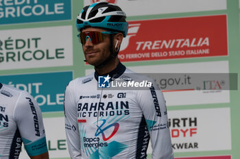 2024-10-12 - Damiano Caruso, team Bahrain Victorious - GIRO DI LOMBARDIA - STREET - CYCLING