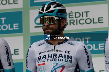 2024-10-12 - Andrea Pasqualon, team Bahrain Victorious - GIRO DI LOMBARDIA - STREET - CYCLING