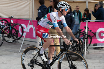 2024-10-12 - Andrea Garosio, Team Polti–Kometa - GIRO DI LOMBARDIA - STREET - CYCLING