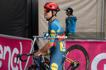 2024-10-12 - Jacopo Mosca, Lidl-Trek - GIRO DI LOMBARDIA - STREET - CYCLING