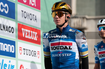 2024-10-12 - Remco Evenepoel, Soudal Quick-Step - GIRO DI LOMBARDIA - STREET - CYCLING