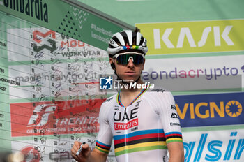 2024-10-12 - Tadej Pogačar, UAE Team Emirates - GIRO DI LOMBARDIA - STREET - CYCLING