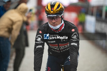 2024-10-08 - Remco Evenepoel, Soudal Quick-Step - TRE VALLI VARESINE - STREET - CYCLING