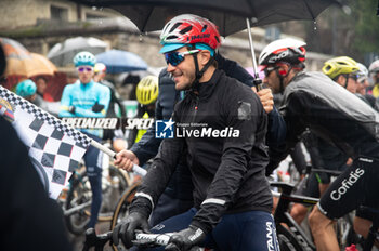 2024-10-08 - Alberto Bettiol, Astana Qazaqstan Team - TRE VALLI VARESINE - STREET - CYCLING