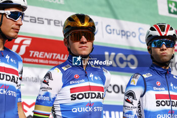 2024-10-12 - Il Lombardia 2024 - 118th Edition- Bergamo- Como, 252 km- Italy- Remco Evenepoel, Team Soudal Quick Step - 12-10-2024 - GIRO DI LOMBARDIA - STREET - CYCLING