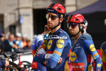 2024-10-12 - Il Lombardia 2024 - 118th Edition- Bergamo- Como, 252 km- Italy- Bauke Mollema, Team Lidl Trek - 12-10-2024 - GIRO DI LOMBARDIA - STREET - CYCLING