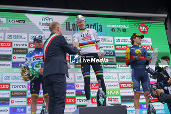 2024-10-12 - Il Lombardia 2024 - 118th Edition- Bergamo- Como, 252 km- Italy- Tadej Pogacar, Remco Evenepoel, Giulio Ciccone - 12-10-2024 - GIRO DI LOMBARDIA - STREET - CYCLING