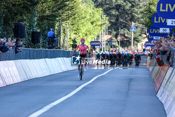 2024-10-10 - POWLESS Neilson winning Gran Piemonte - GRAN PIEMONTE - STREET - CYCLING