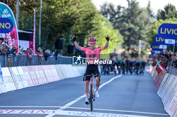 2024-10-10 - POWLESS Neilson winning Gran Piemonte - GRAN PIEMONTE - STREET - CYCLING