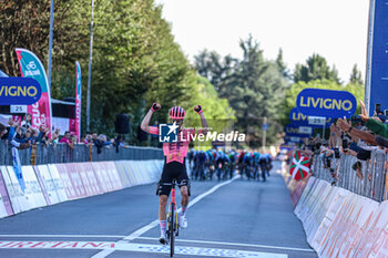 2024-10-10 - POWLESS Neilson winning Gran Piemonte - GRAN PIEMONTE - STREET - CYCLING