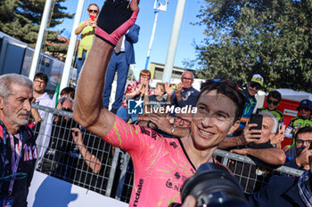 2024-10-10 - POWLESS Neilson after the victory - GRAN PIEMONTE - STREET - CYCLING