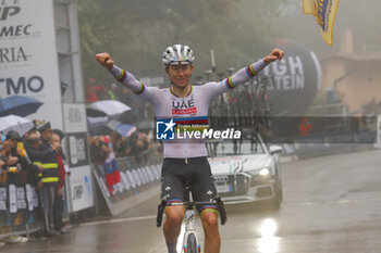 2024-10-05 - Giro dell’Emilia 2024 - 10t th Edition- Vignola- San luca, 216 km- Italy- 05-10-2024- Tadej Pogacar Team Uae Emirates - GIRO DELL'EMILIA - STREET - CYCLING