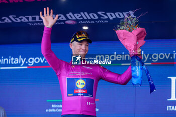 07/05/2024 - 07/05/2024 Giro d'Italia, 4° stage, Acqui Terme-Andora, in the photo: Jonathan Milan cyclamen jersey - STAGE 4 - AQUI TERME-ANDORA - GIRO D'ITALIA - CICLISMO