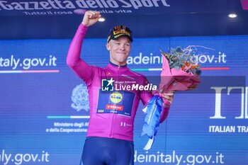 2024-05-07 - 07/05/2024 Giro d'Italia, 4° stage, Acqui Terme-Andora, in the photo: Jonathan Milan cyclamen jersey - STAGE 4 - AQUI TERME-ANDORA - GIRO D'ITALIA - CYCLING