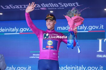 07/05/2024 - 07/05/2024 Giro d'Italia, 4° stage, Acqui Terme-Andora, in the photo: Jonathan Milan cyclamen jersey - STAGE 4 - AQUI TERME-ANDORA - GIRO D'ITALIA - CICLISMO