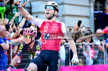 2024-05-08 - FRA Benjamin Thomas -COF Wins the Genova- Lucca Stage - STAGE 5 - GENOVA-LUCCA - GIRO D'ITALIA - CYCLING