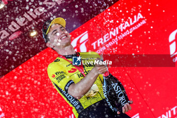 2024-05-12 - Kooij Olav win the Tappa 9 - Avezzano-Napoli of Giro d'Italia 2024 - STAGE 9 - AVEZZANO-NAPOLI - GIRO D'ITALIA - CYCLING