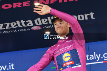 2024-05-12 - Tappa 9 - Avezzano-Napoli - Giro d'Italia 2024 - STAGE 9 - AVEZZANO-NAPOLI - GIRO D'ITALIA - CYCLING