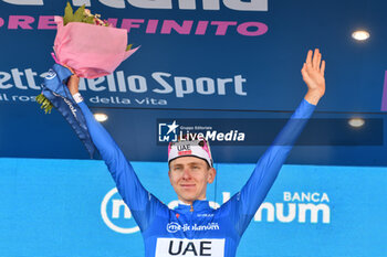 2024-05-12 - Tadej Pgacar with Maglia Azzurra after Tappa 9 - Avezzano-Napoli - Giro d'Italia 2024 - STAGE 9 - AVEZZANO-NAPOLI - GIRO D'ITALIA - CYCLING